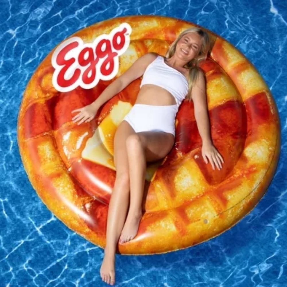 🆕️🧇Eggo Waffle Pool Float - 5 Foot